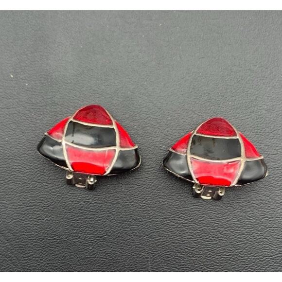 Vintage 80’s Silver Tone With Red & Black Enamel Clip On Earrings - Picture 1 of 3